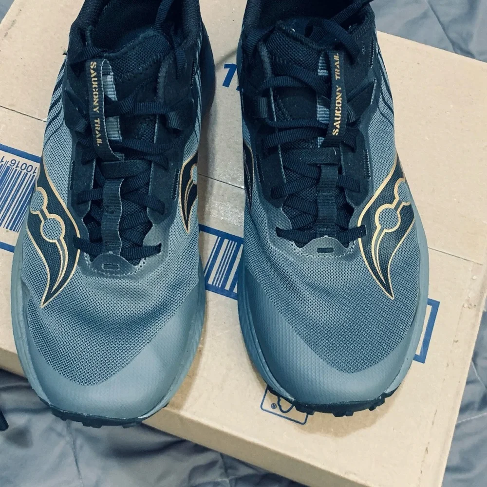 Saucony lightweight trail